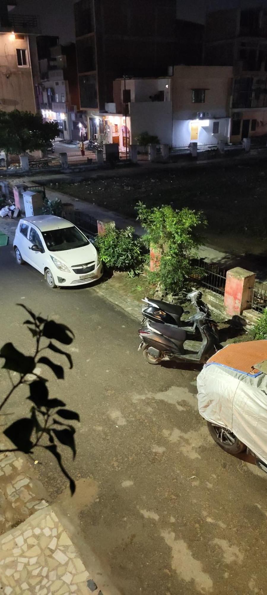 Hotel Raju Homestay Ayodhya 150 Meters From Shree Ram Janmbhoomi Temple 200 Meters From Ayodhya Dham Railway Station Eksteriør bilde