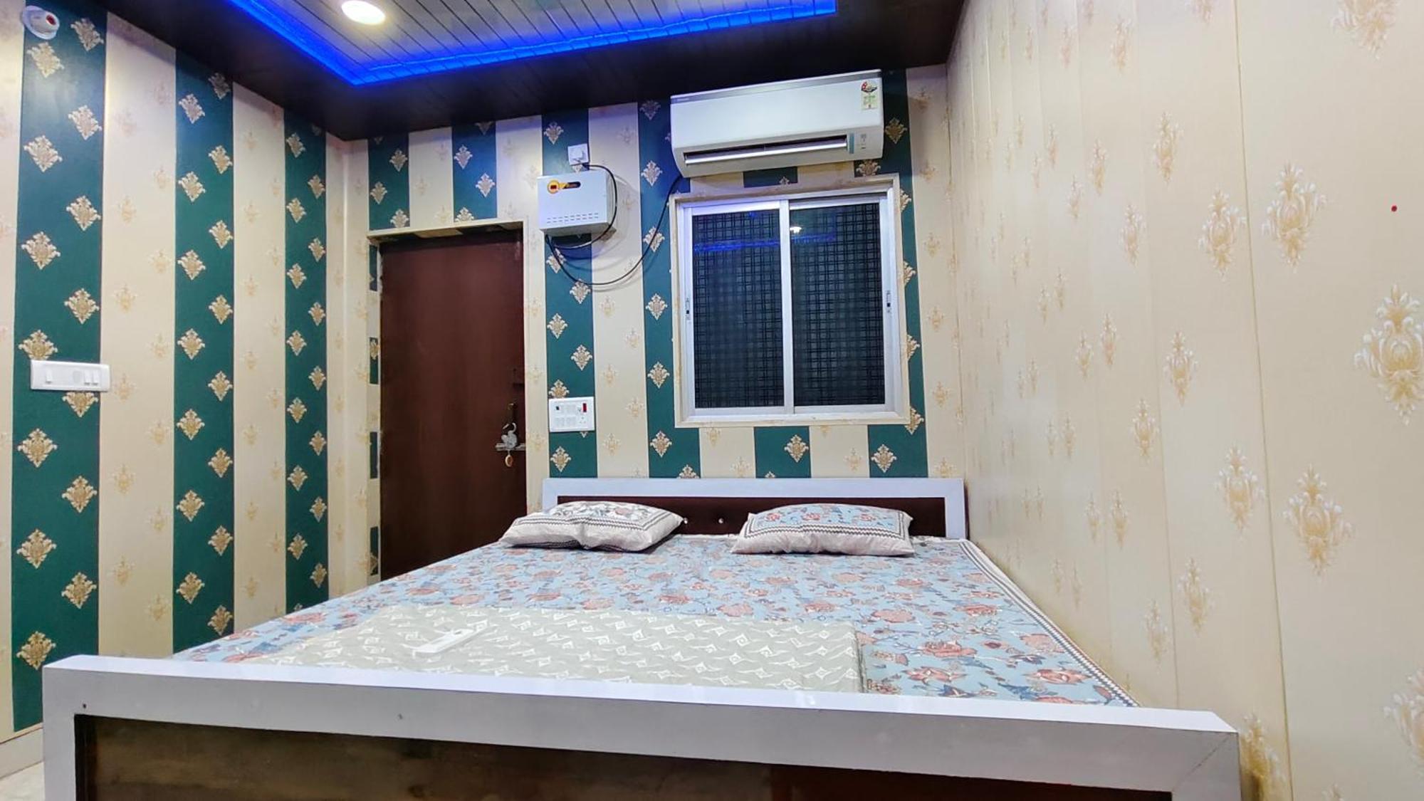 Hotel Raju Homestay Ayodhya 150 Meters From Shree Ram Janmbhoomi Temple 200 Meters From Ayodhya Dham Railway Station Eksteriør bilde