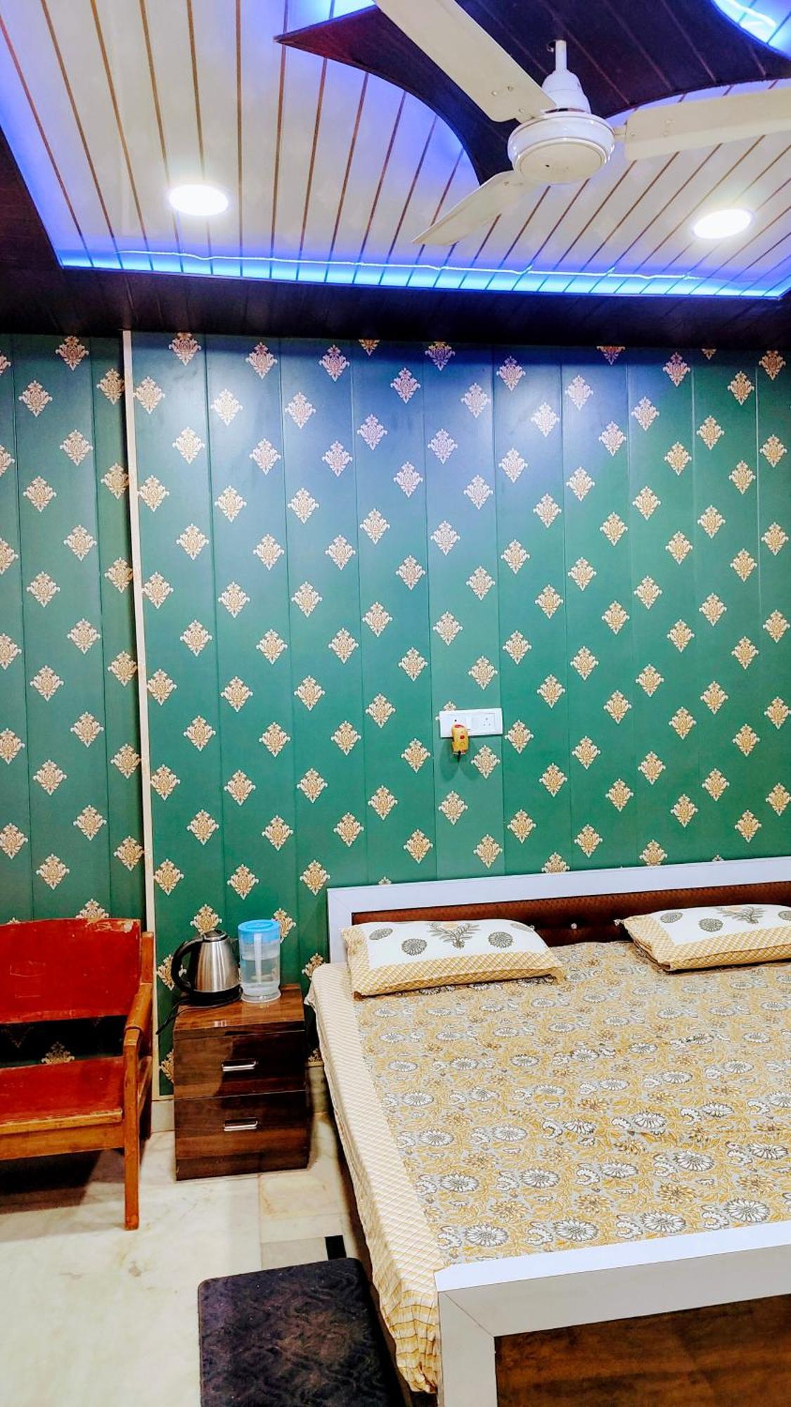 Hotel Raju Homestay Ayodhya 150 Meters From Shree Ram Janmbhoomi Temple 200 Meters From Ayodhya Dham Railway Station Eksteriør bilde