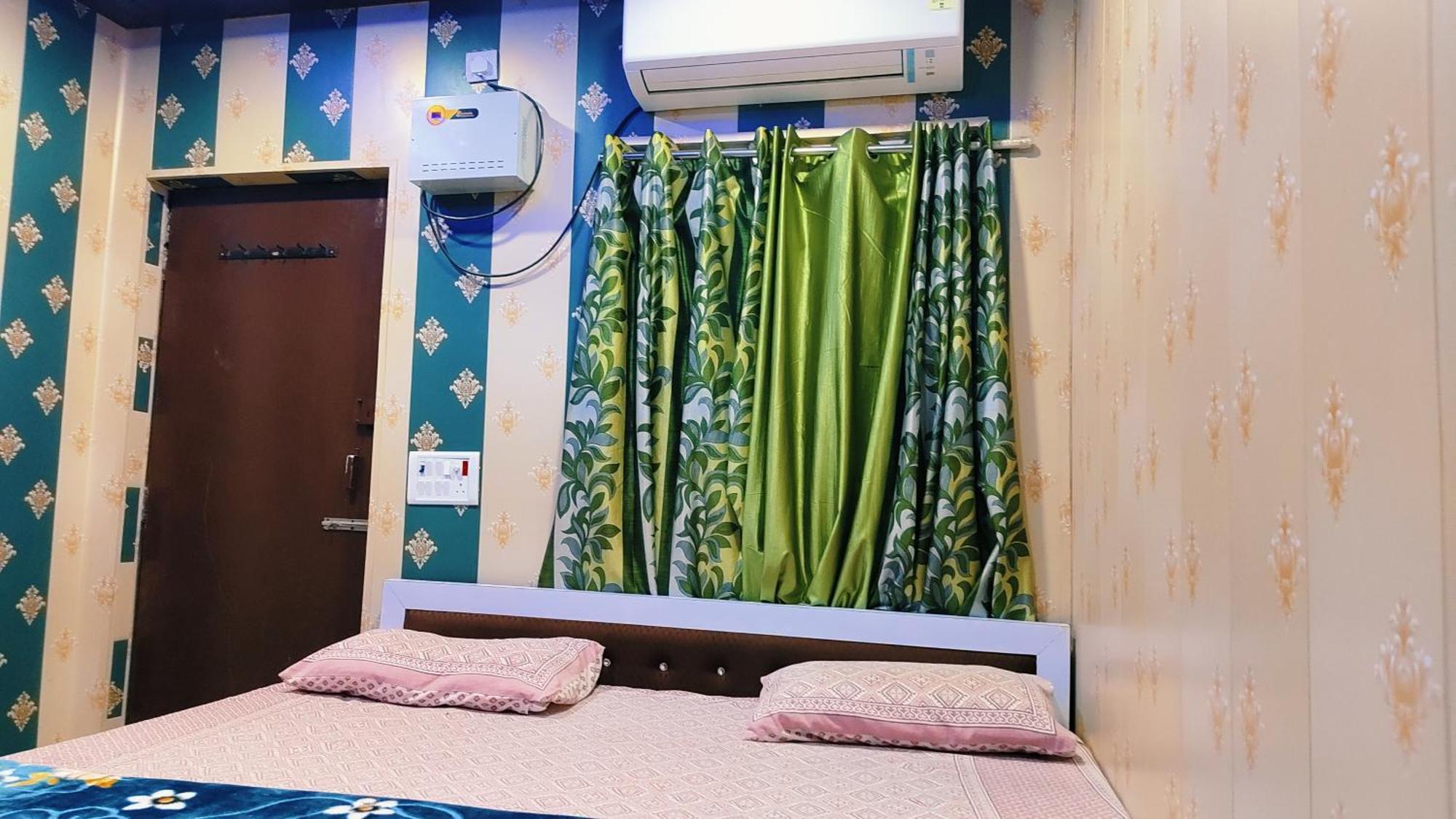 Hotel Raju Homestay Ayodhya 150 Meters From Shree Ram Janmbhoomi Temple 200 Meters From Ayodhya Dham Railway Station Eksteriør bilde