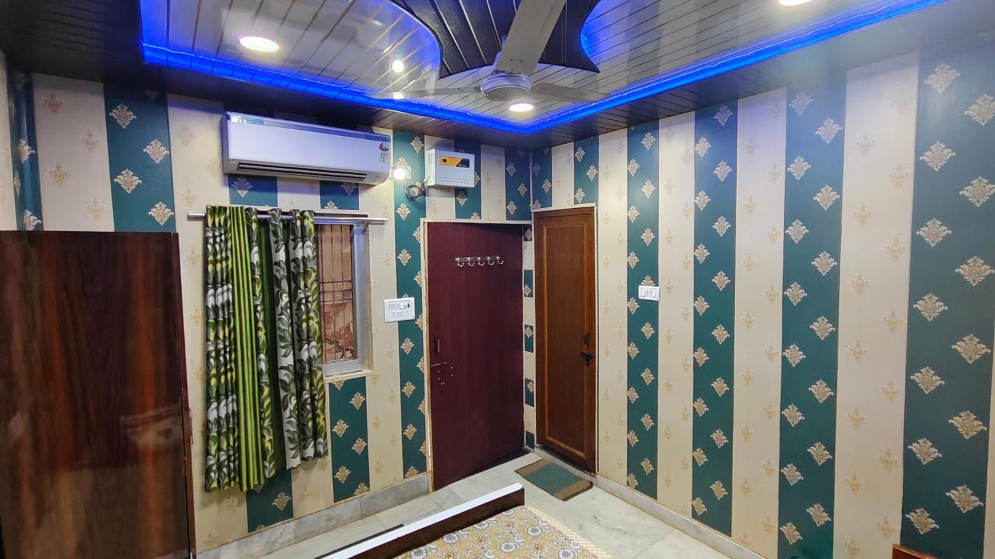 Hotel Raju Homestay Ayodhya 150 Meters From Shree Ram Janmbhoomi Temple 200 Meters From Ayodhya Dham Railway Station Eksteriør bilde